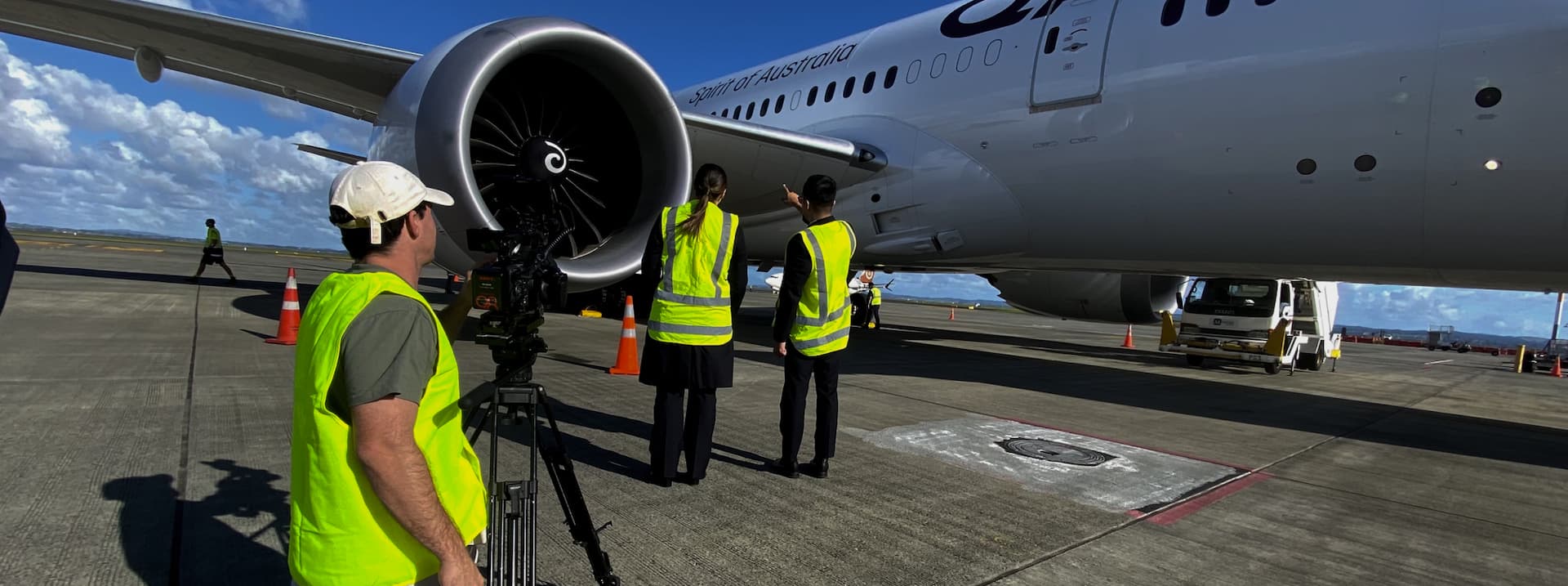 hainesattract_our-people_hero_bg